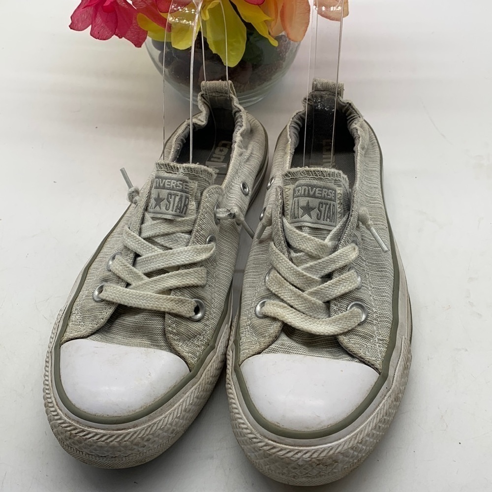 Converse All Star Low rise Gray White Chucky Taylor Sz 7. CON0342
